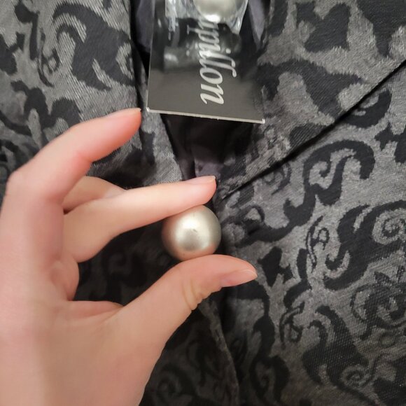 Brocade Pattern Coat - Picture 3 of 4